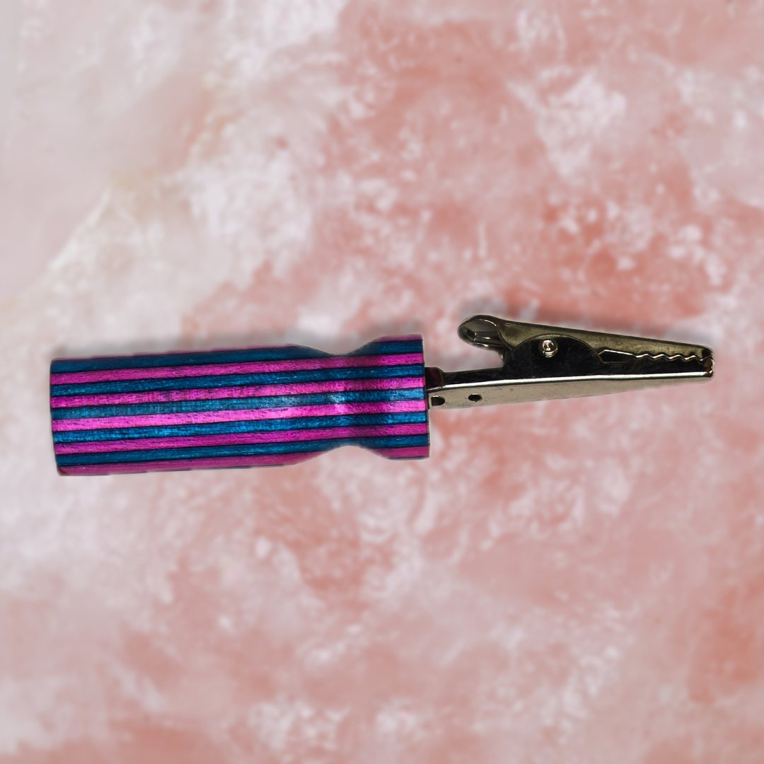 Pink/Blue Maine Spectra-Birch Roach Clip